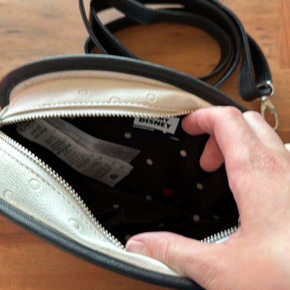 Oh My Disney Oh Mickey purse - Picture 4 of 4